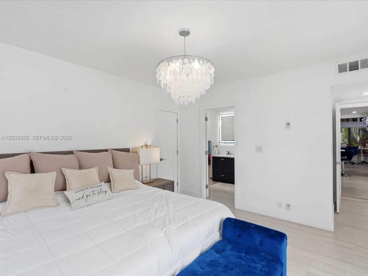 5000 Riviera Dr, Coral Gables, FL 33146 Photo