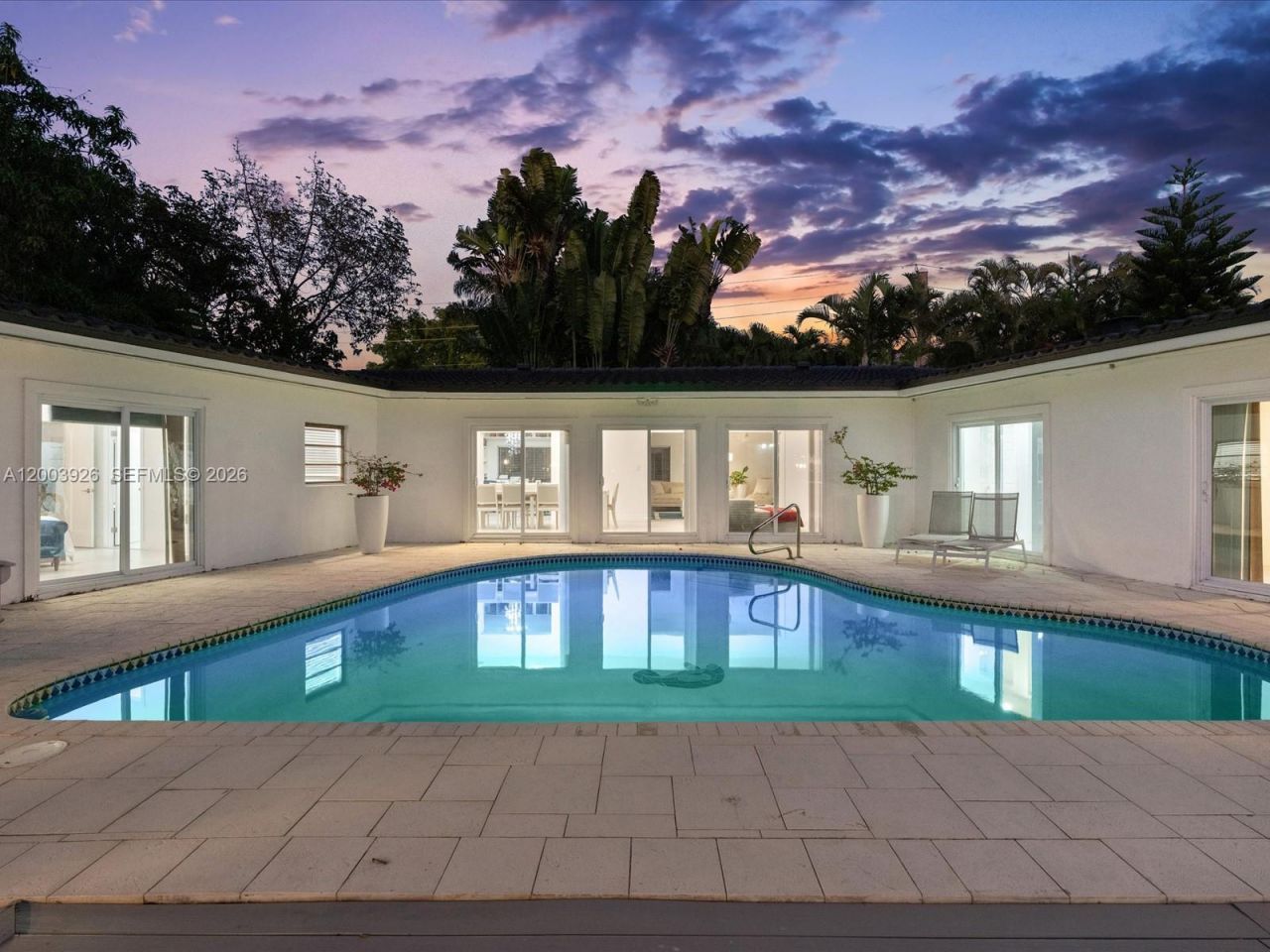 5000 Riviera Dr, Coral Gables, FL 33146 Photo