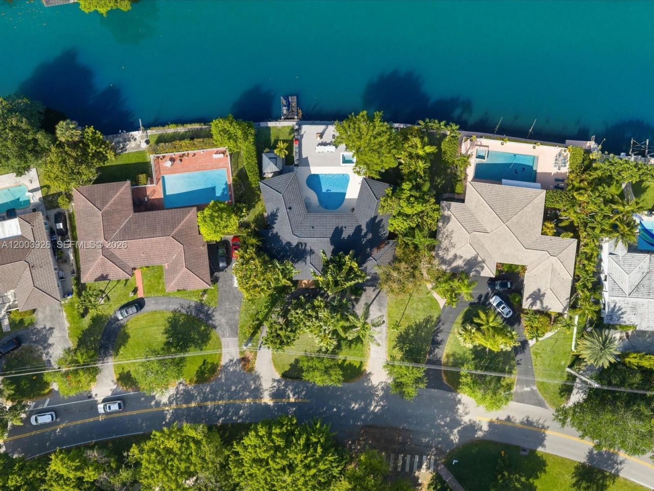 5000 Riviera Dr, Coral Gables, FL 33146 Photo