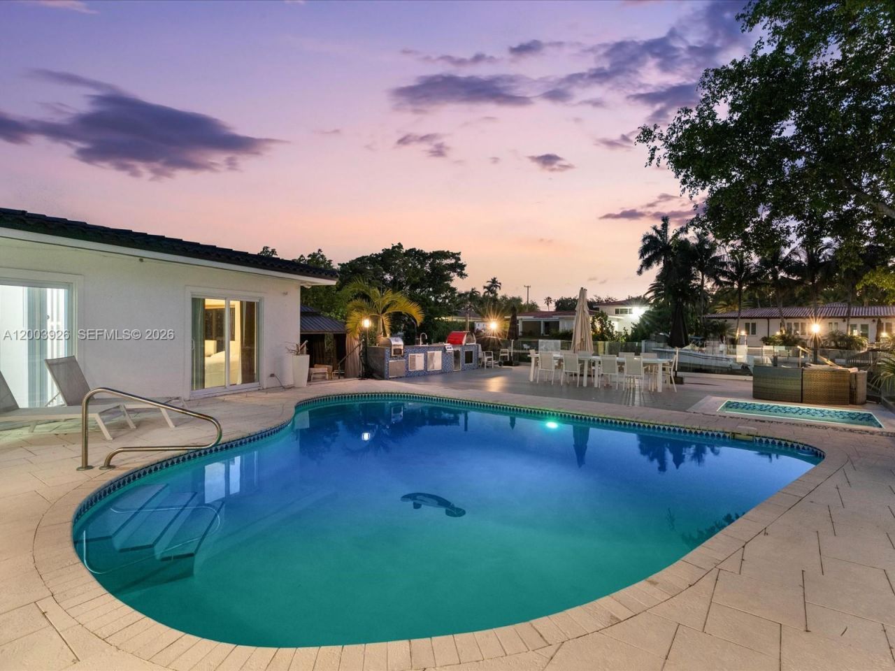 5000 Riviera Dr, Coral Gables, FL 33146 Photo