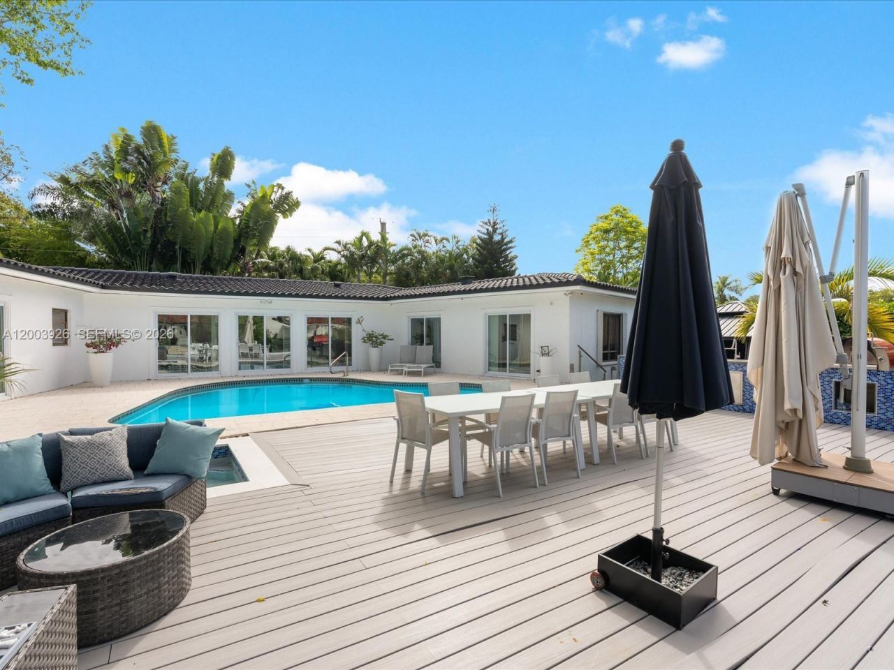 5000 Riviera Dr, Coral Gables, FL 33146 Photo