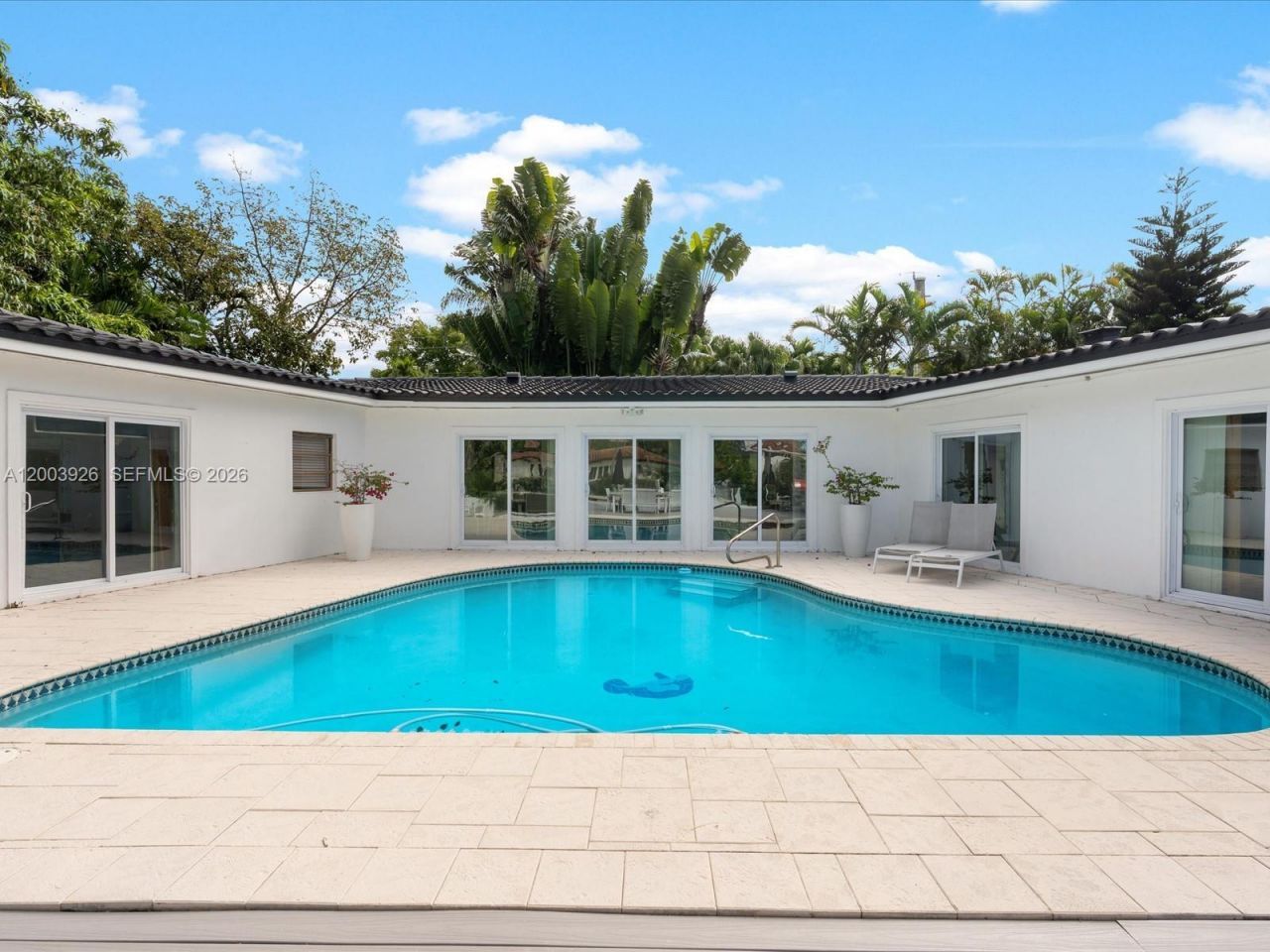 5000 Riviera Dr, Coral Gables, FL 33146 Photo