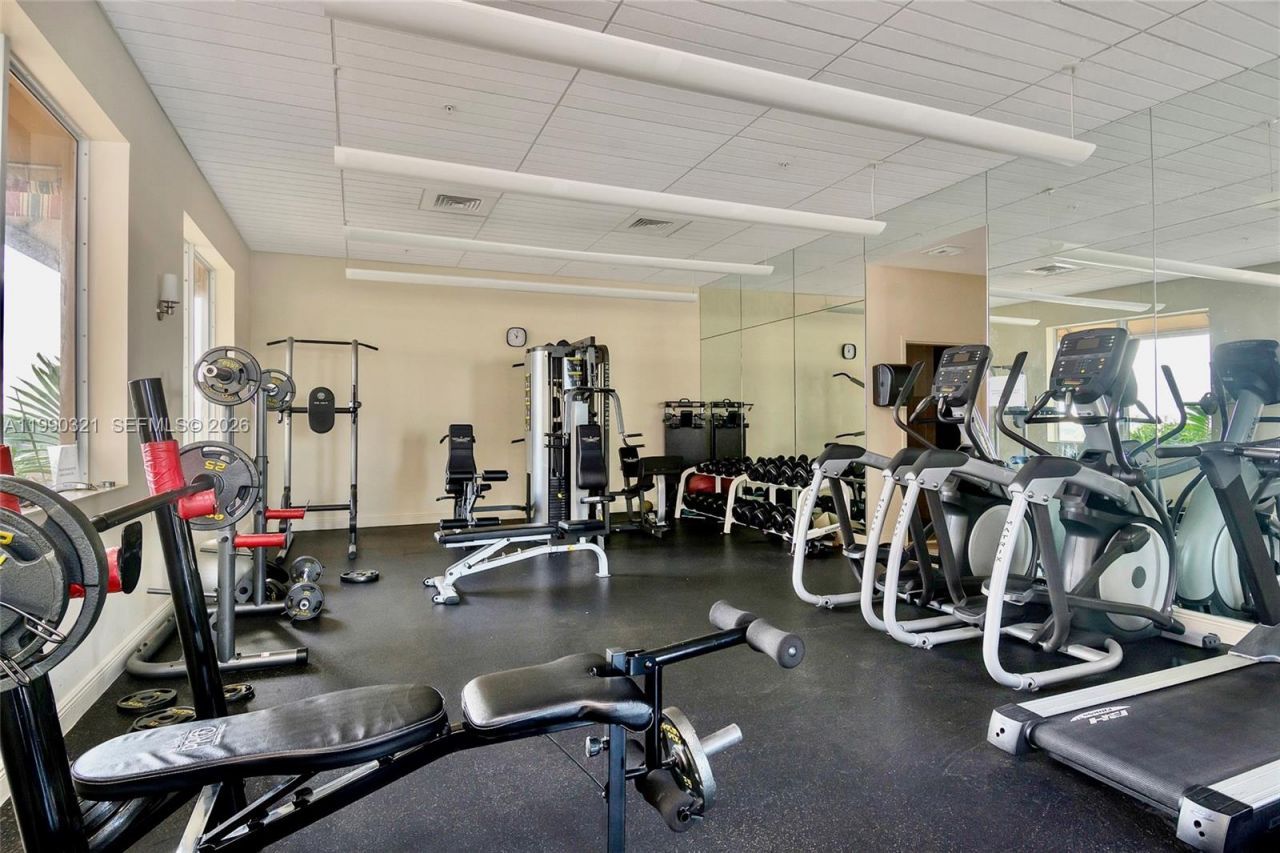 3232 Coral , Unit 605, Miami, FL 33145 Photo