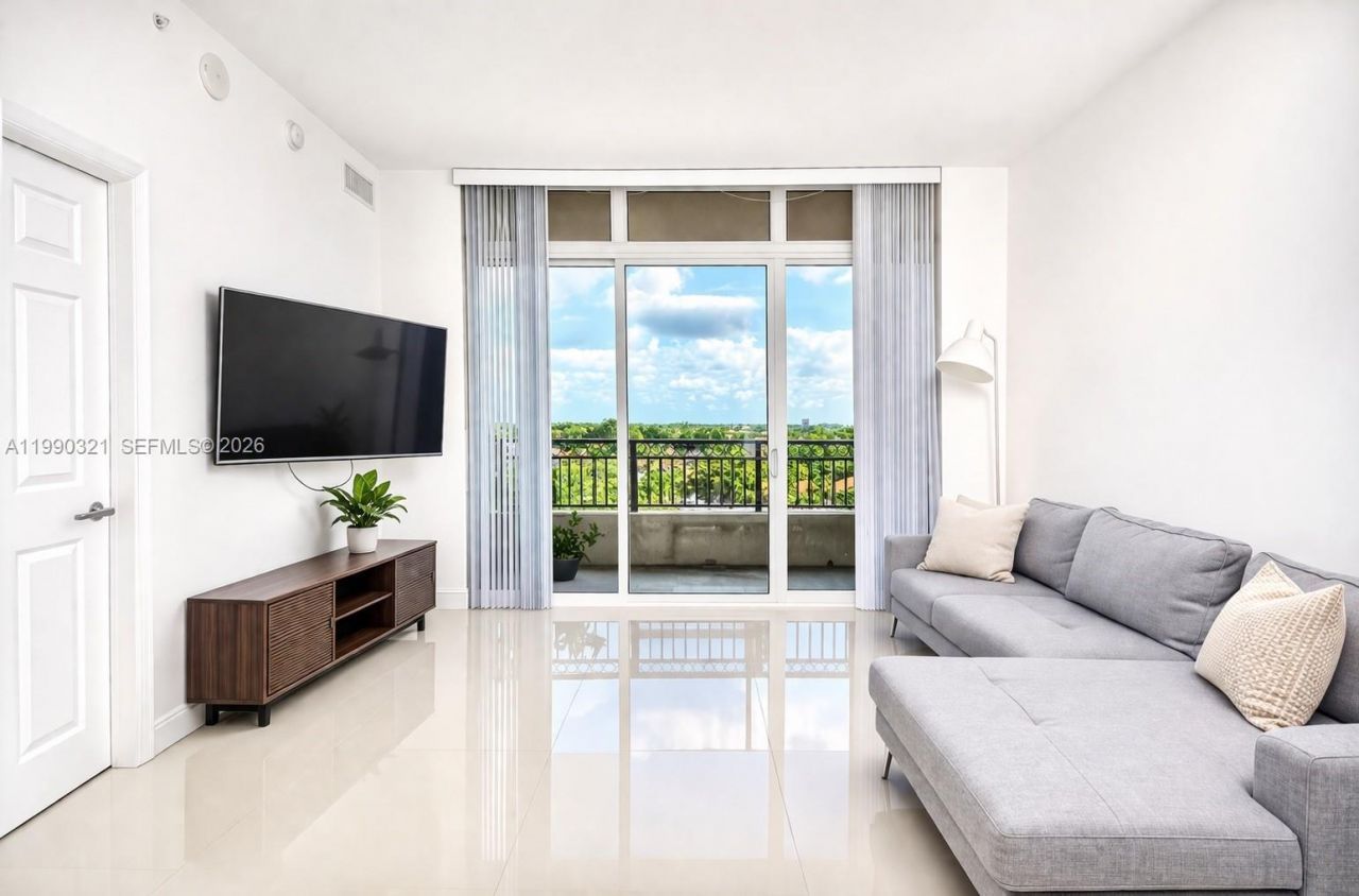 3232 Coral , Unit 605, Miami, FL 33145 Photo