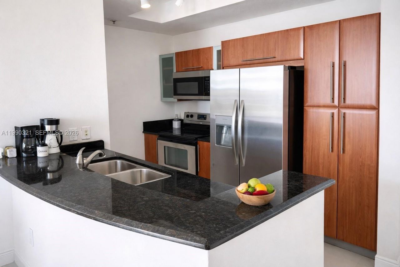 3232 Coral , Unit 605, Miami, FL 33145 Photo