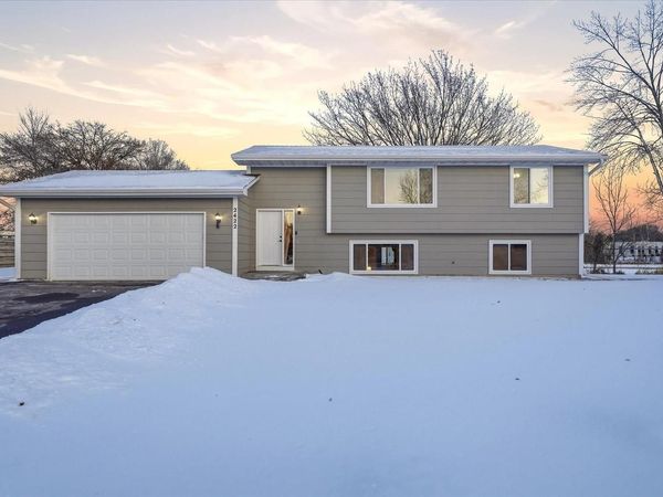 2422 136th Lane NW, Andover, MN 55304