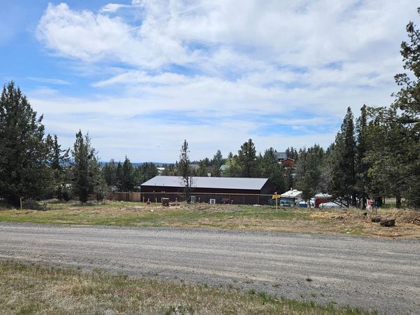 11587 NW Grimes Avenue, Prineville, OR 97754