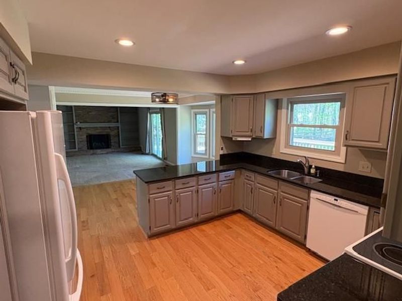 1001 Duxbury, Anderson Twp, OH 45255 Photo 5