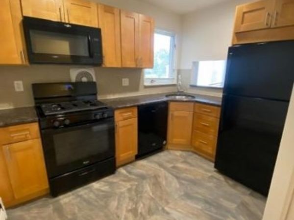 806 Morris Tpke, Unit 2A4, Millburn, NJ 07078