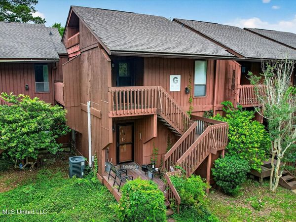 238 Lakeside Villa, Diamondhead, MS 39525