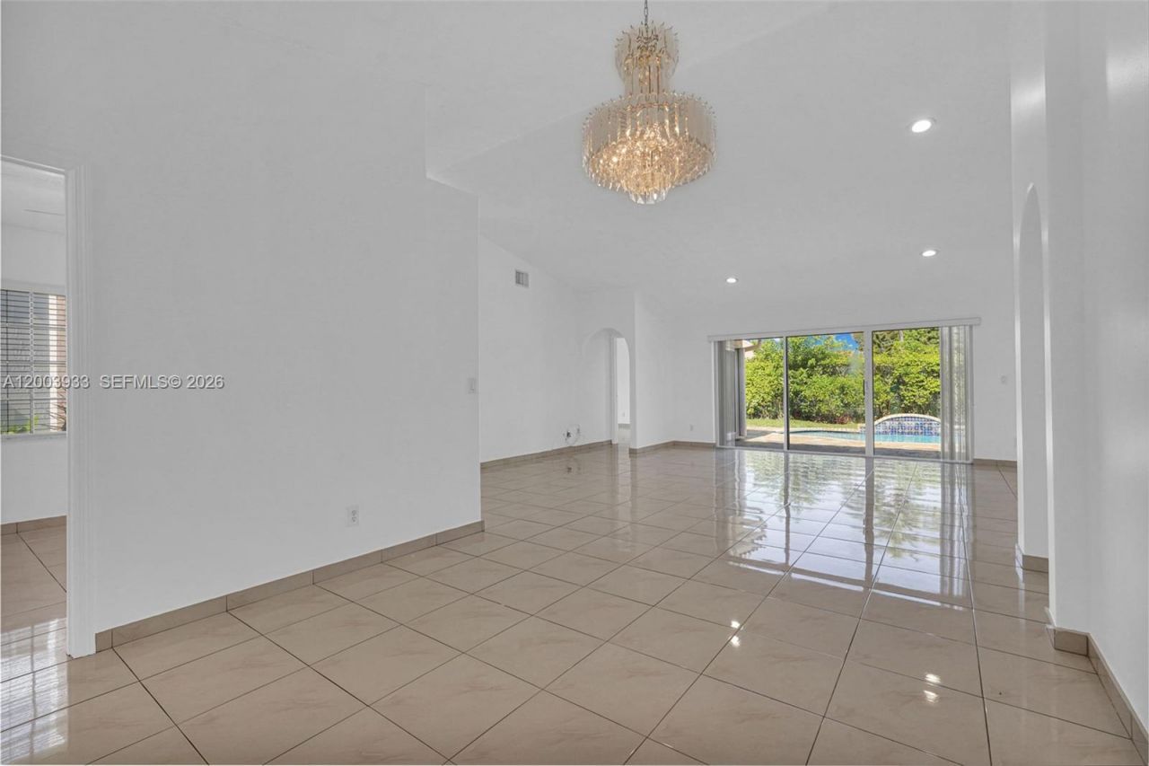 358 SW 163rd Ave , Unit 358, Pembroke Pines, FL 33027 Photo