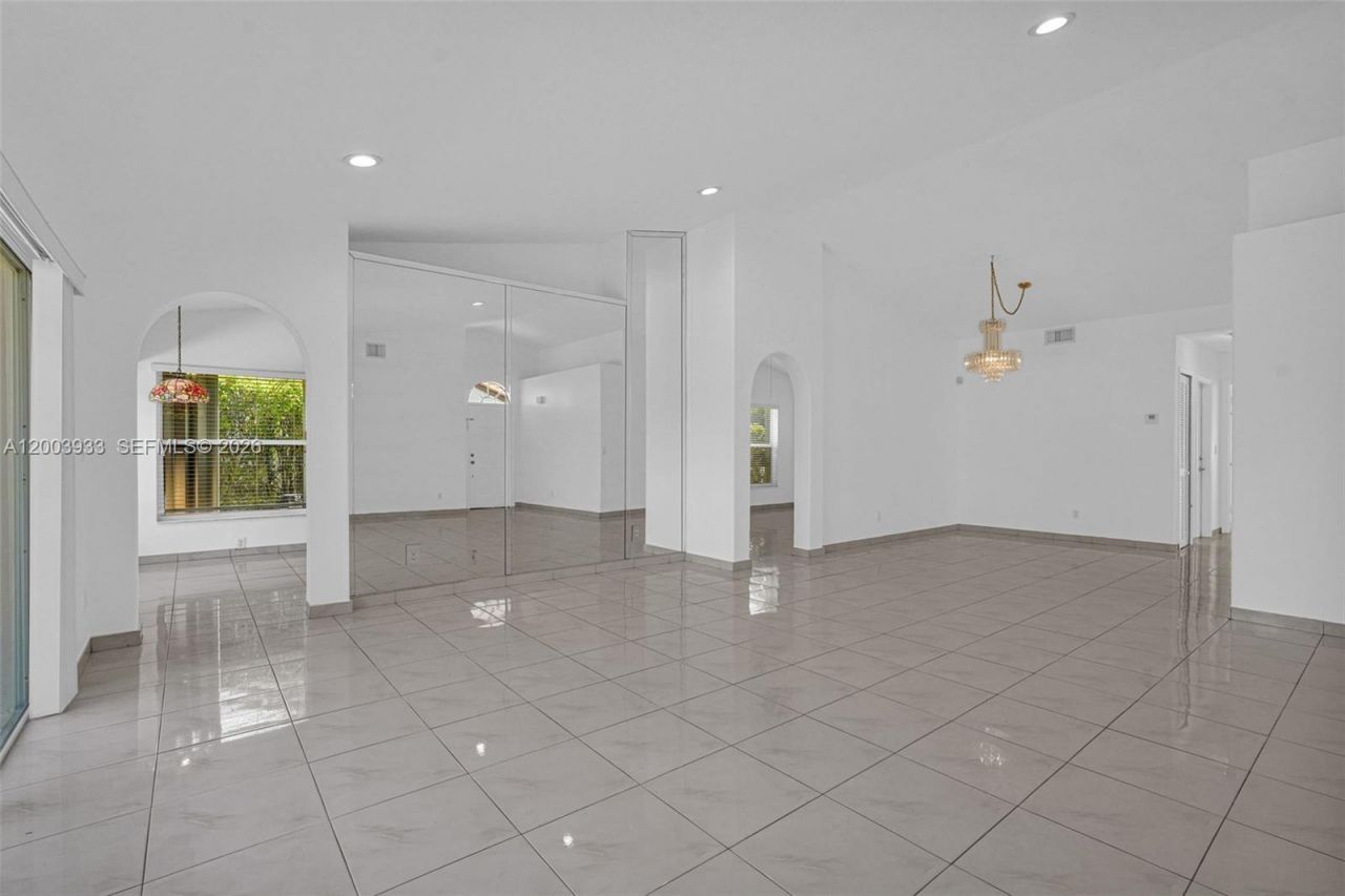 358 SW 163rd Ave , Unit 358, Pembroke Pines, FL 33027 Photo