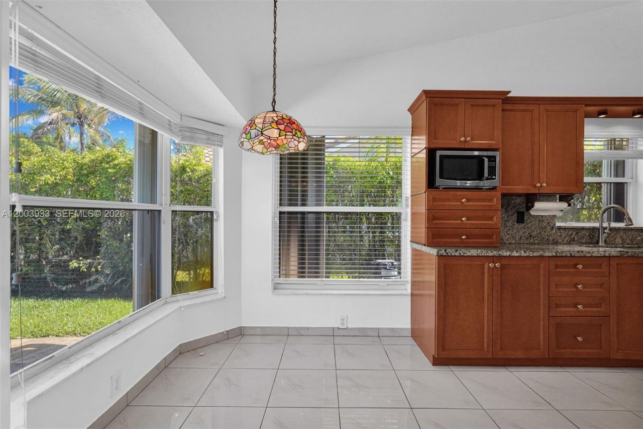 358 SW 163rd Ave , Unit 358, Pembroke Pines, FL 33027 Photo