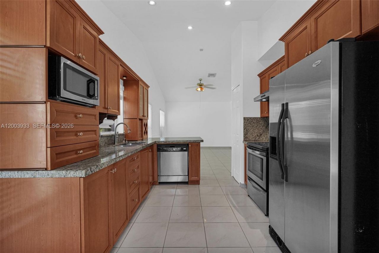 358 SW 163rd Ave , Unit 358, Pembroke Pines, FL 33027 Photo