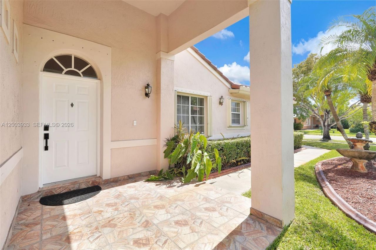 358 SW 163rd Ave , Unit 358, Pembroke Pines, FL 33027 Photo