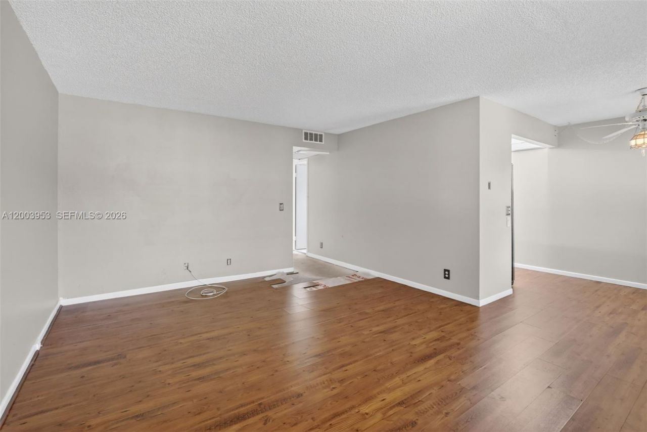 13455 SW 3rd St , Unit 203S, Pembroke Pines, FL 33027 Photo