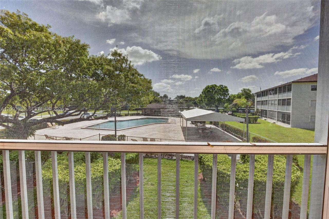 13455 SW 3rd St , Unit 203S, Pembroke Pines, FL 33027 Photo