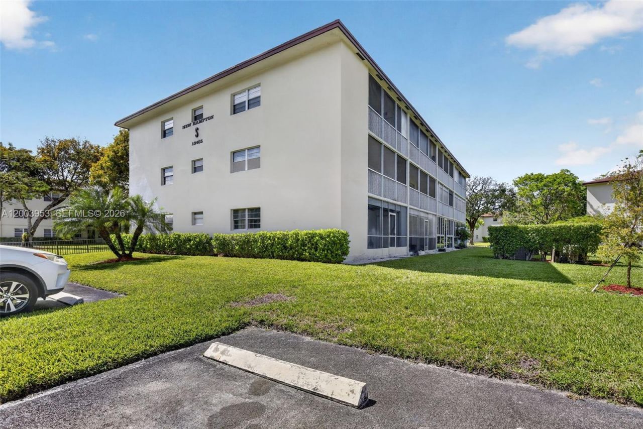 13455 SW 3rd St , Unit 203S, Pembroke Pines, FL 33027 Photo
