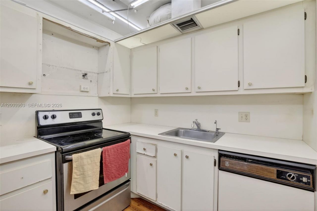 13455 SW 3rd St , Unit 203S, Pembroke Pines, FL 33027 Photo