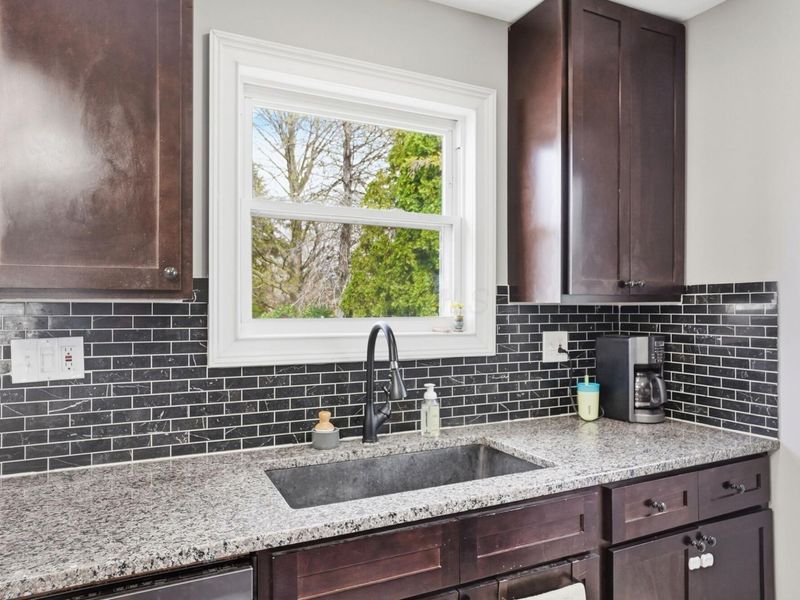 10045 Harrison Road, Mount Sterling, OH 43143 Photo 14