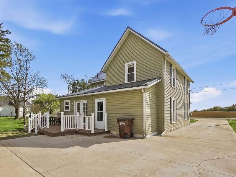 10045 Harrison Road, Mount Sterling, OH 43143 Photo 2