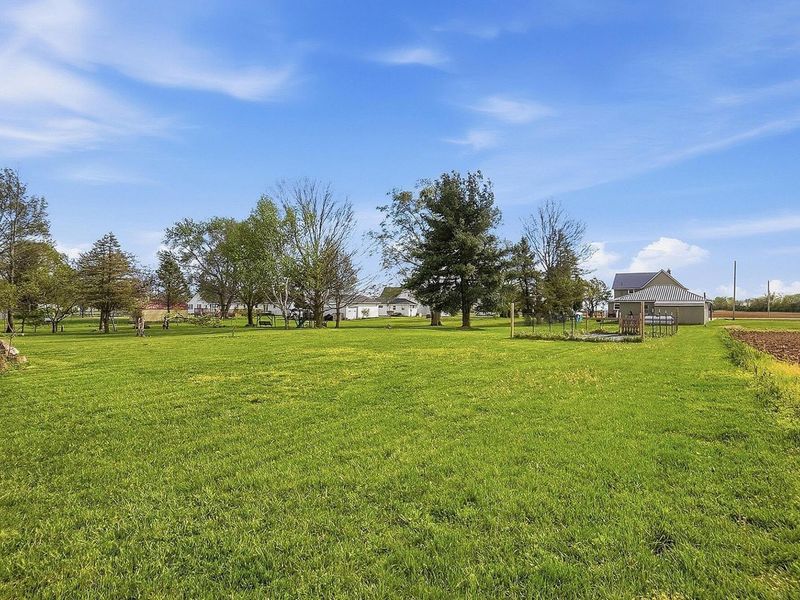 10045 Harrison Road, Mount Sterling, OH 43143 Photo 40