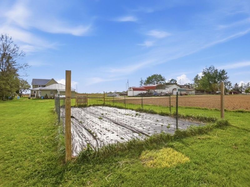 10045 Harrison Road, Mount Sterling, OH 43143 Photo 46