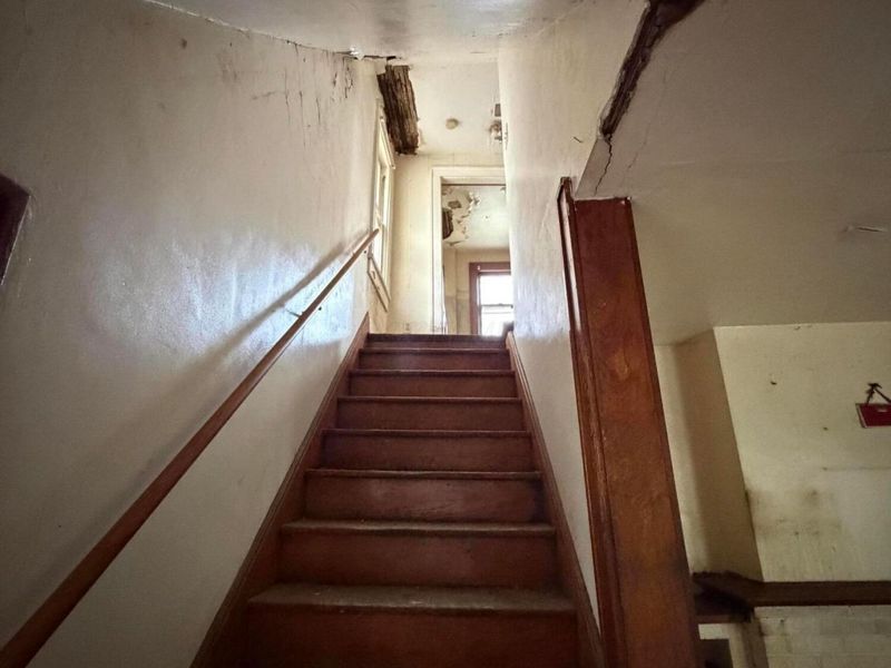 1604 Manchester Avenue , Columbus, OH 43211 Photo 12