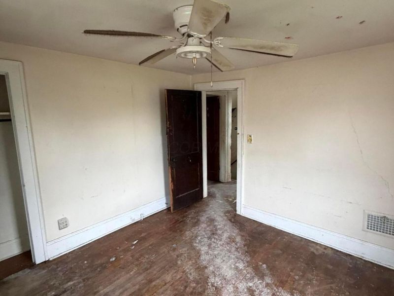 1604 Manchester Avenue , Columbus, OH 43211 Photo 6