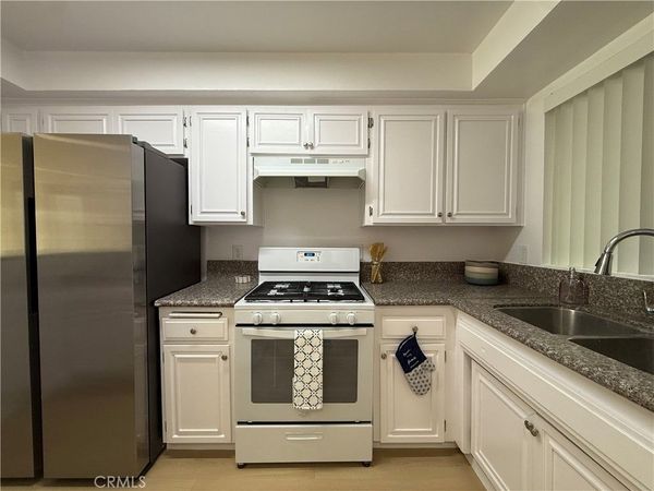 11839 Burbank Boulevard , Unit 3, Valley Village, CA 91607