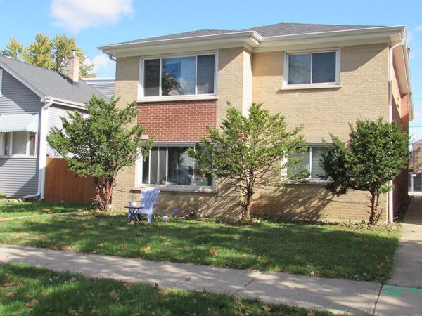 1436 Marengo Avenue, Unit 2R, Forest Park, IL 60130