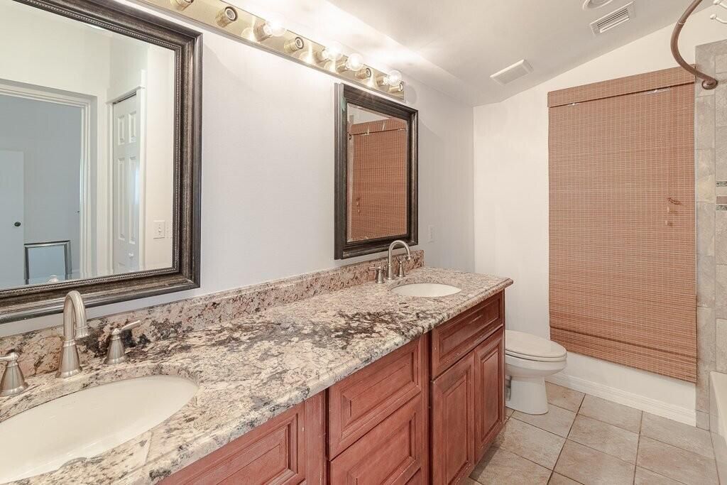 420 SW California Avenue, Stuart, FL 34994 Photo