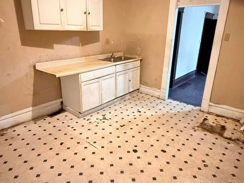 321 Belvidere Avenue , Columbus, OH 43223 Photo 7