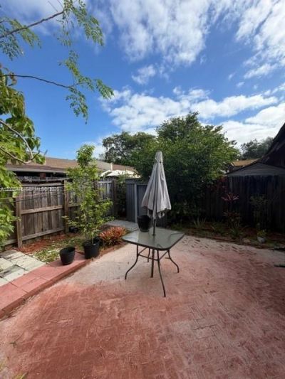 10331 Holly Ct , Pembroke Pines, FL 33026 Photo