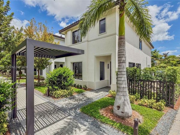 4300 NW 80th Ave , Doral, FL 33166