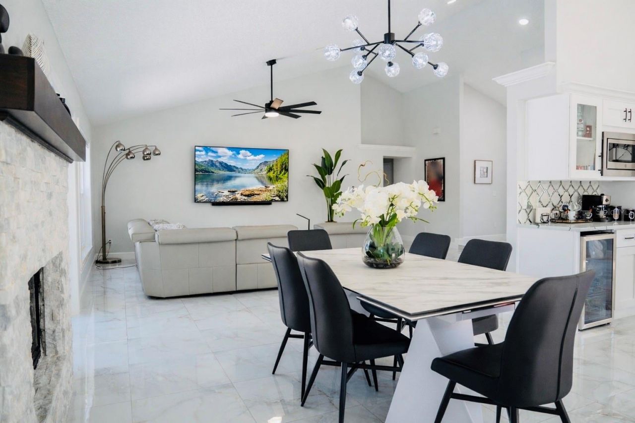 1461 Mona Drive , Kissimmee, FL 34744 Photo