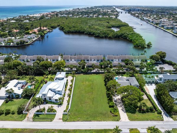 21 Hudson Avenue, Ocean Ridge, FL 33435