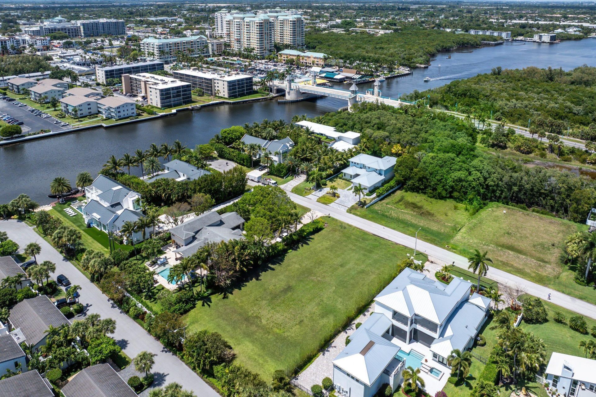 21 Hudson Avenue, Ocean Ridge, FL 33435 Photo