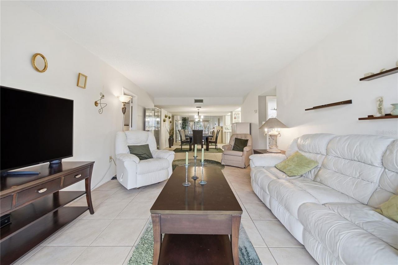 6114 43rd Street W, Unit 104E, Bradenton, FL 34210 Photo