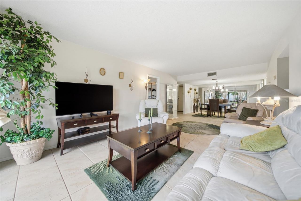 6114 43rd Street W, Unit 104E, Bradenton, FL 34210 Photo