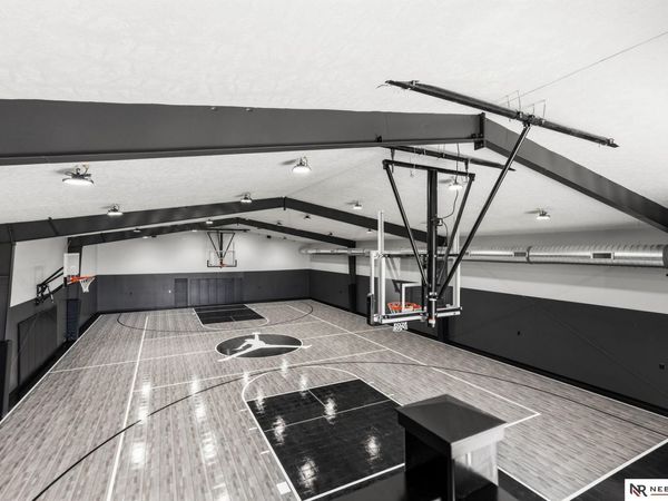 11919 N 184th Plaza , Bennington, NE 68007