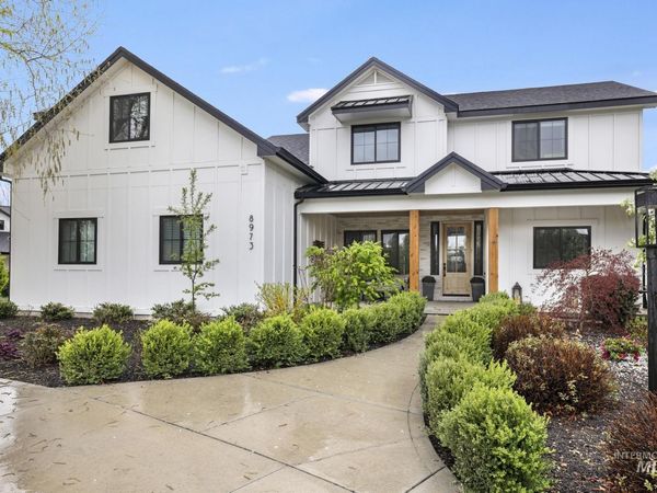 8973 New Castle Dr, Middleton, ID 83644