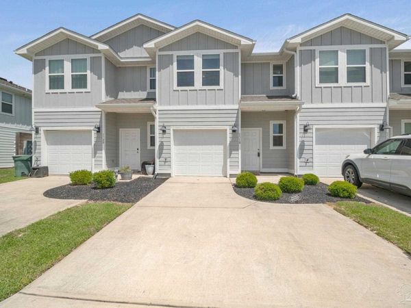 1518 Farragut Way, Pensacola, FL 32534