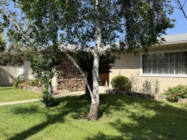 5412 Hazeltine Avenue , Sherman Oaks, CA 91401