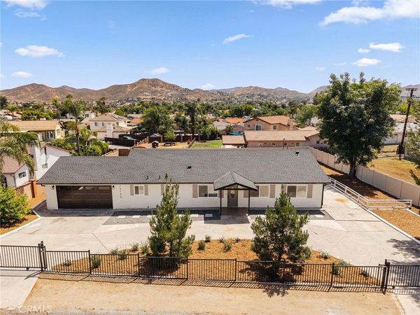 23735 Vista Way, Menifee, CA 92587