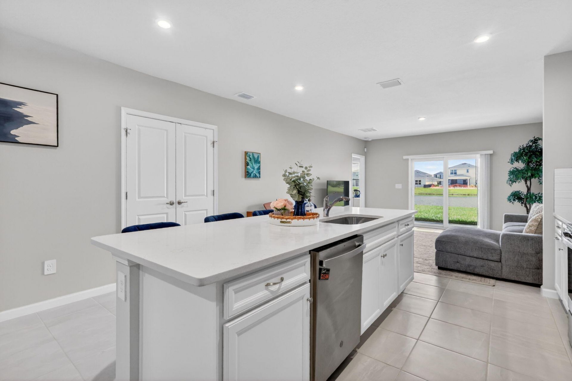 9401 SW Libertas Way, Port Saint Lucie, FL 34987 Photo