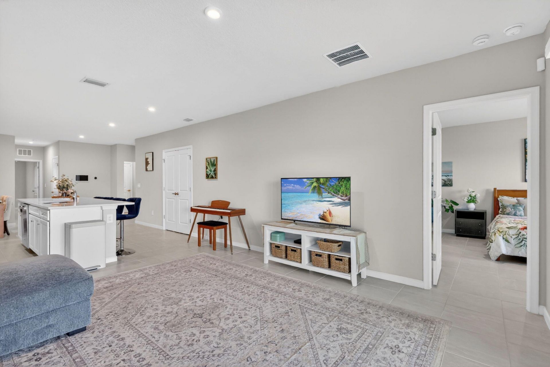 9401 SW Libertas Way, Port Saint Lucie, FL 34987 Photo