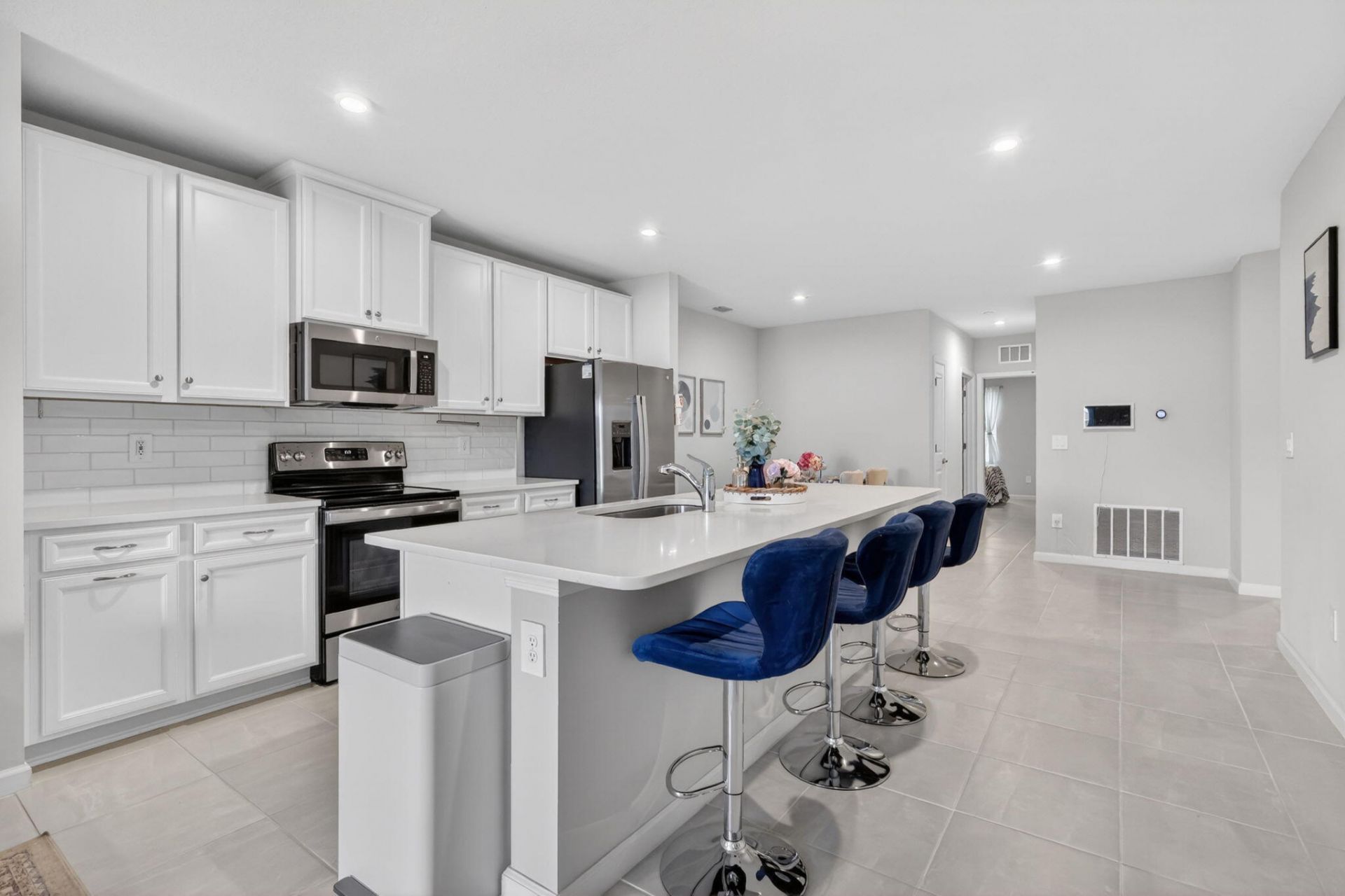 9401 SW Libertas Way, Port Saint Lucie, FL 34987 Photo