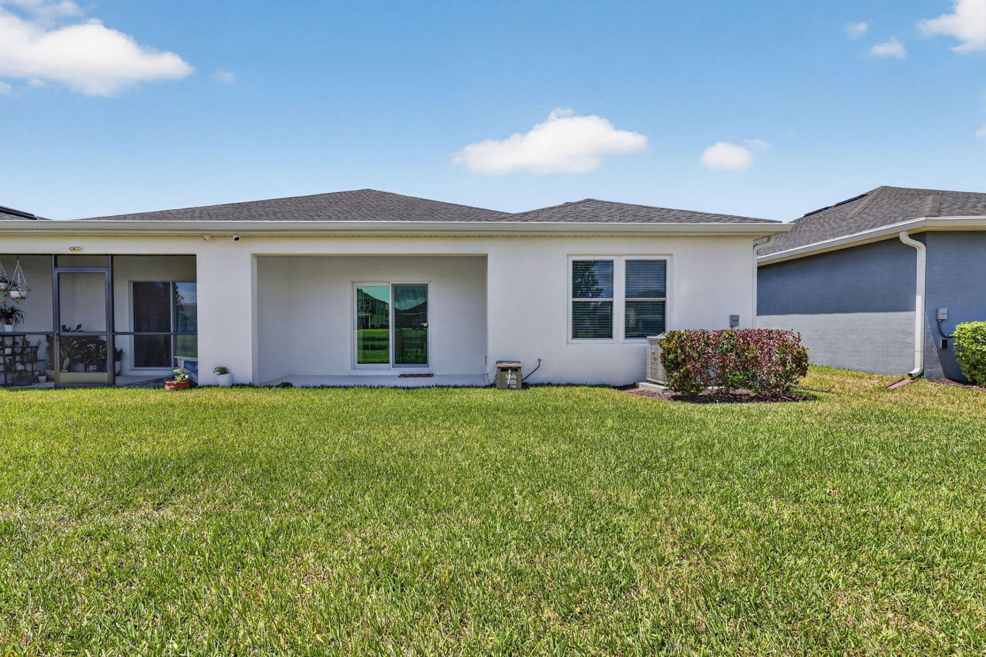 9401 SW Libertas Way, Port Saint Lucie, FL 34987 Photo