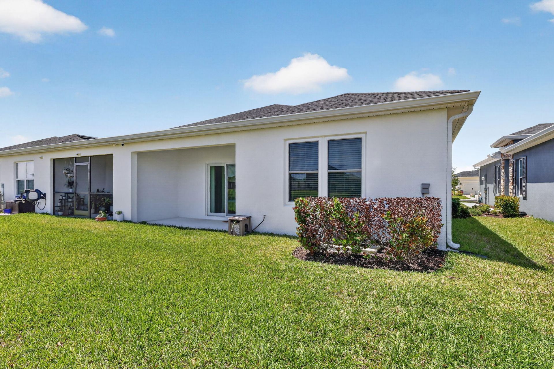 9401 SW Libertas Way, Port Saint Lucie, FL 34987 Photo